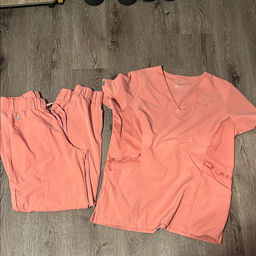 Hanes Coral V-Neck Top
